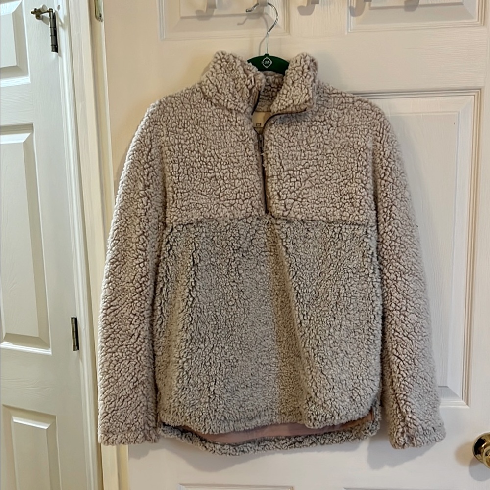 Thread & Supply Cozy Sherpa Pullover Size XS with pockets